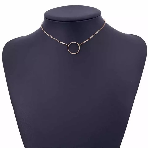 Dainty Minimalist Ring Choker Necklace Silver Sexy! Casual or Party Ready! - Picture 3 of 4